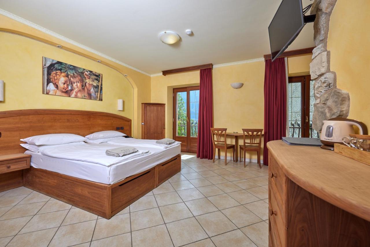 Hotel Al Rio Se Limone sul Garda Zimmer foto